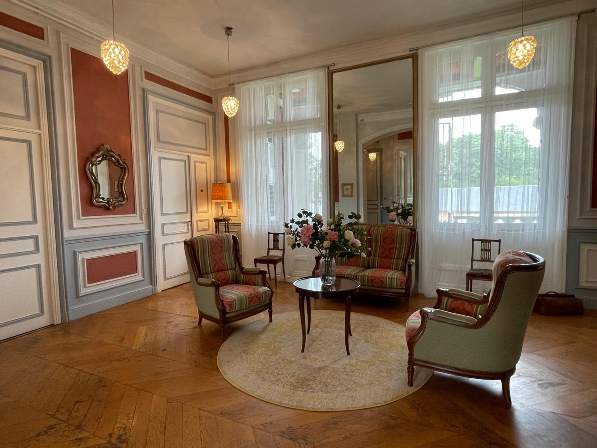 Villa Bonvouloir Bagneres-de-Bigorre Luaran gambar